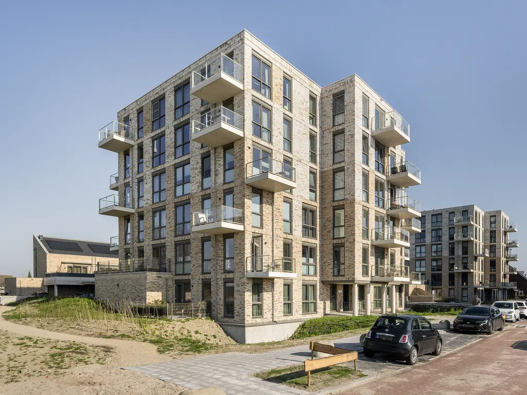 Fluwijn 499, 'S-GRAVENZANDE