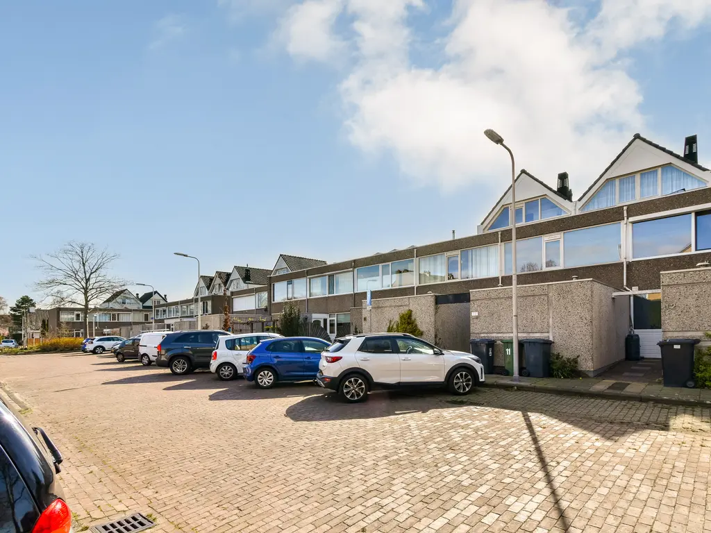 Strauss 11, NAALDWIJK