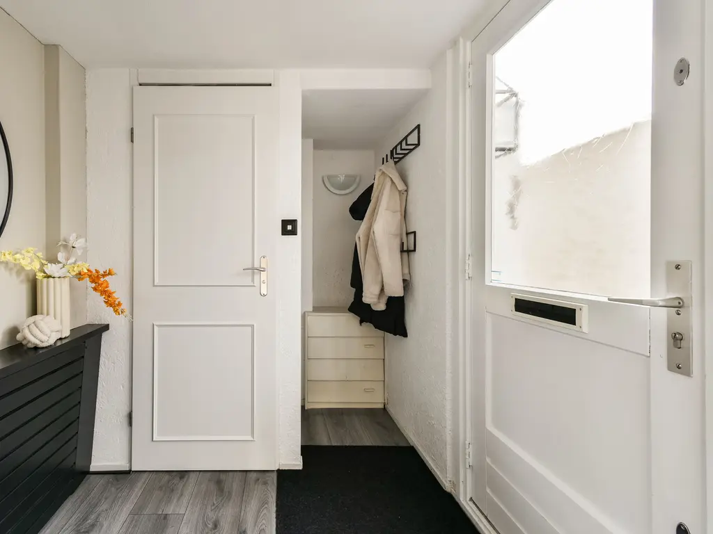 Strauss 11, NAALDWIJK