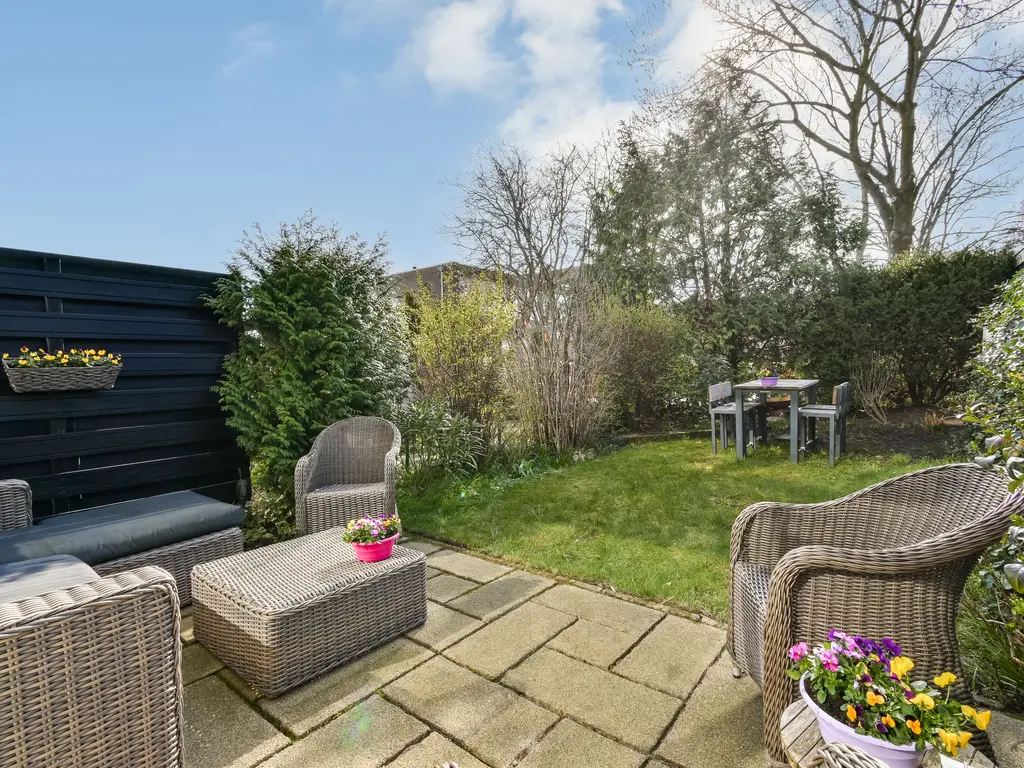 Strauss 11, NAALDWIJK