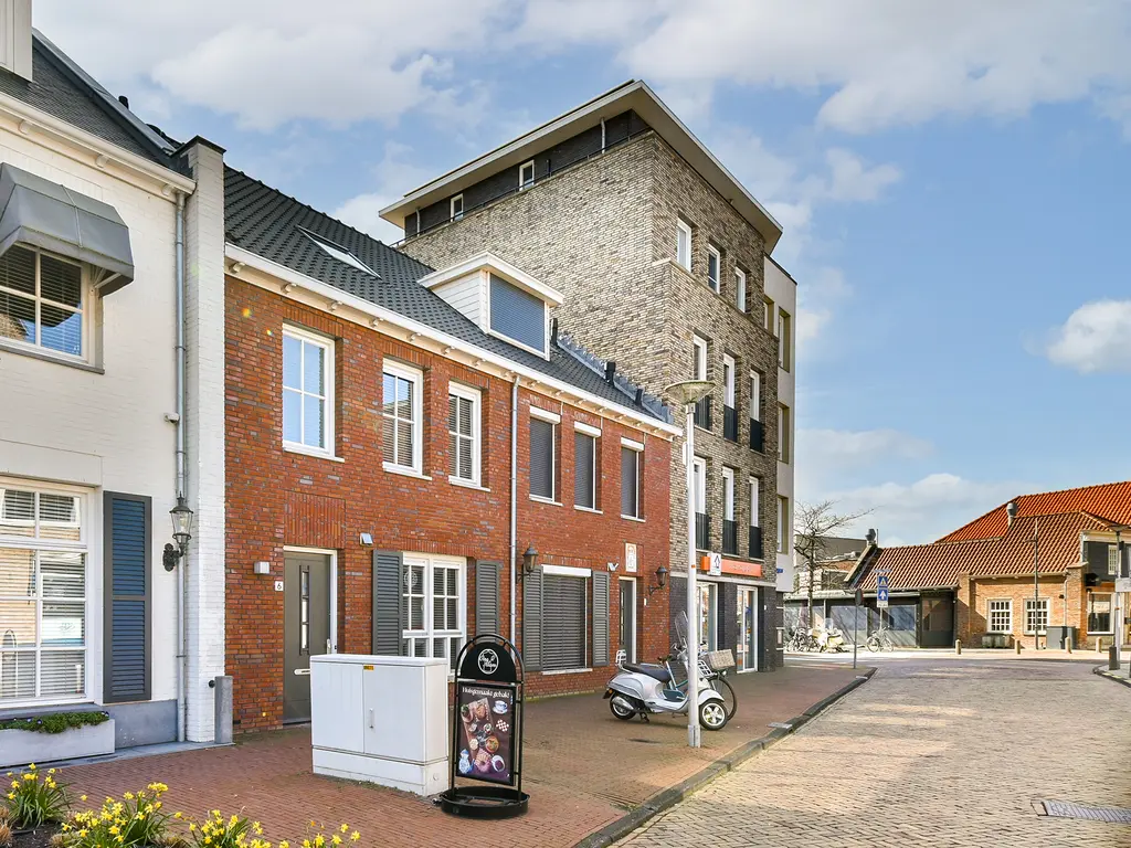 Koningstraat 6, NAALDWIJK