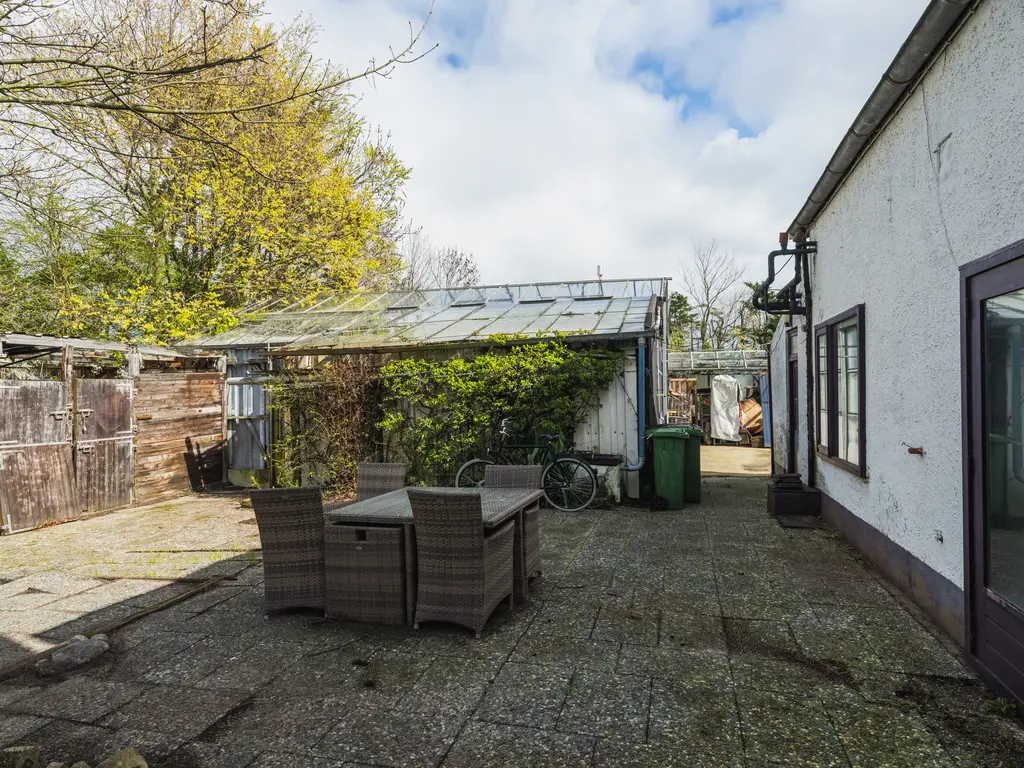 Heenweg 38, 'S-GRAVENZANDE