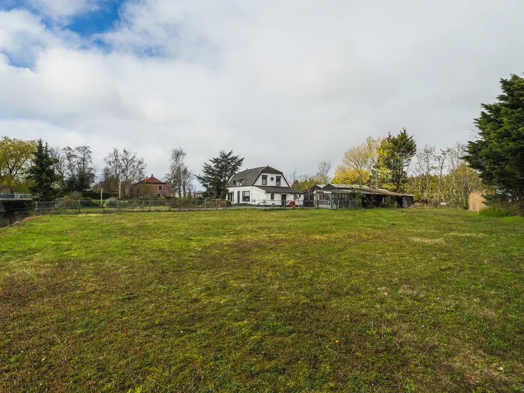 Heenweg 38, 'S-GRAVENZANDE