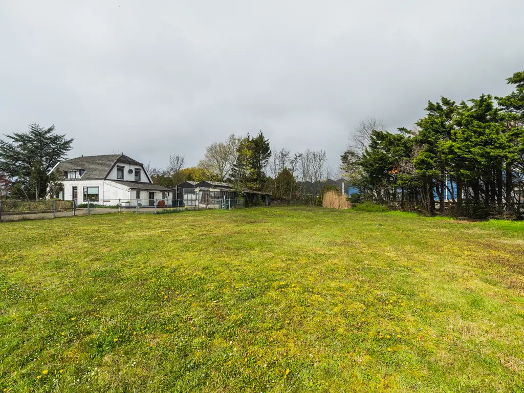 Heenweg 38, 'S-GRAVENZANDE