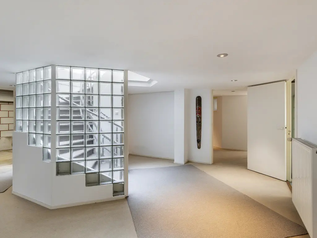 Emmastraat 85, MONSTER