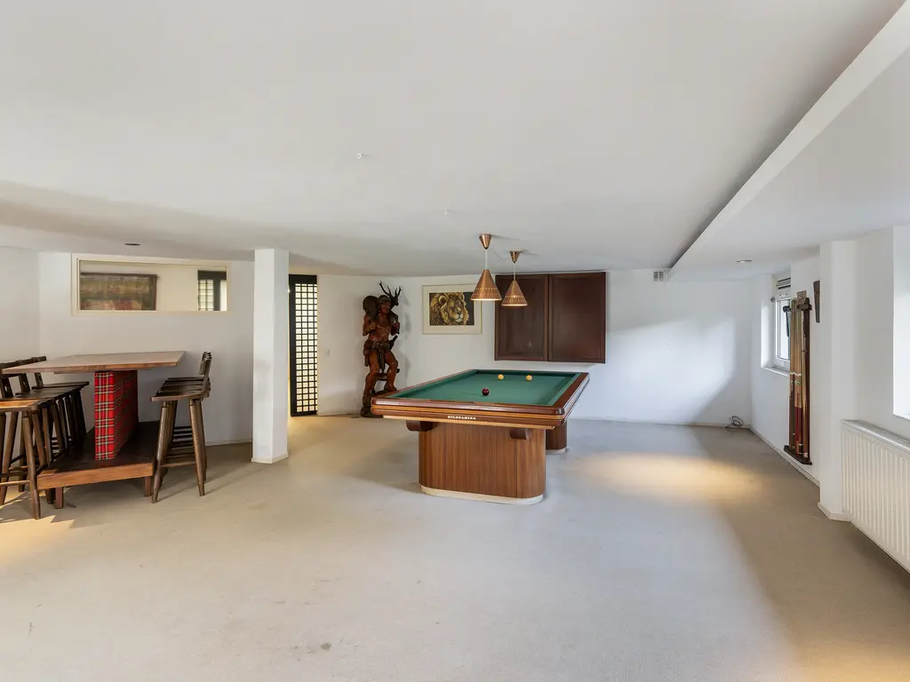 Emmastraat 85, MONSTER