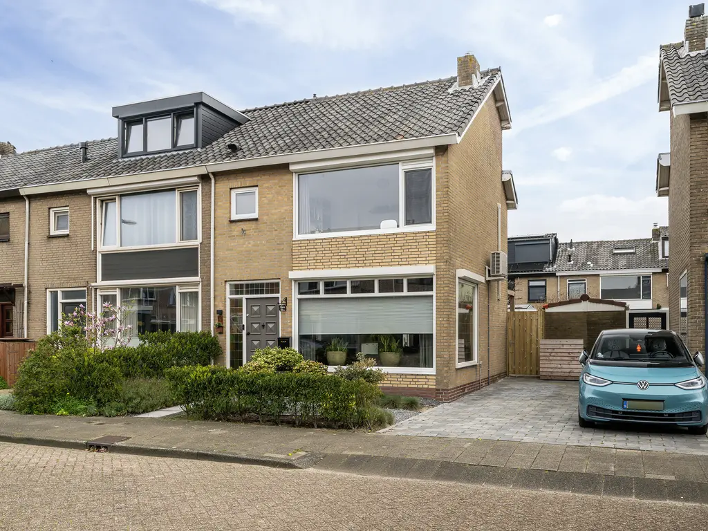 Gerberastraat 13, 'S-GRAVENZANDE