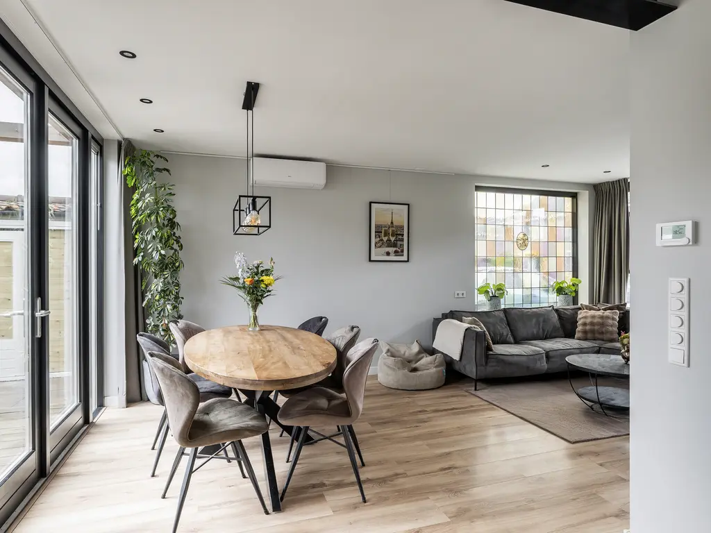 Gerberastraat 13, 'S-GRAVENZANDE