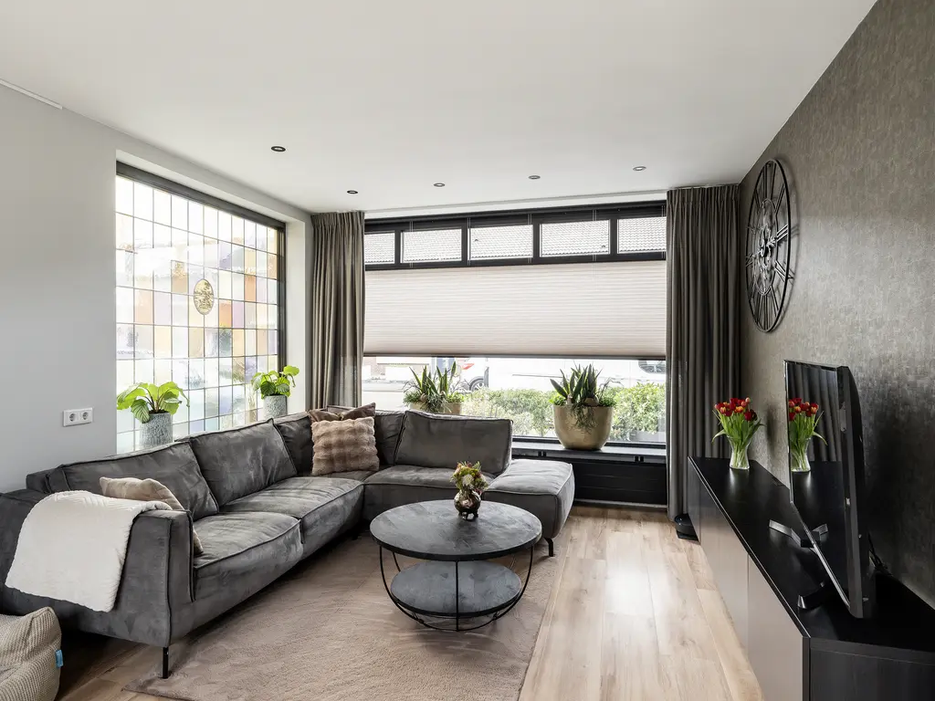 Gerberastraat 13, 'S-GRAVENZANDE