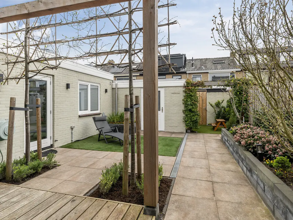 Gerberastraat 13, 'S-GRAVENZANDE