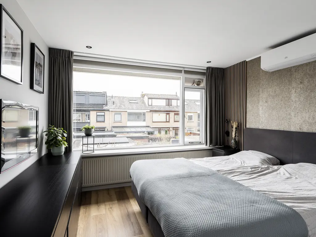 Gerberastraat 13, 'S-GRAVENZANDE