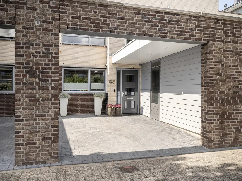 Golfslag 53, MONSTER