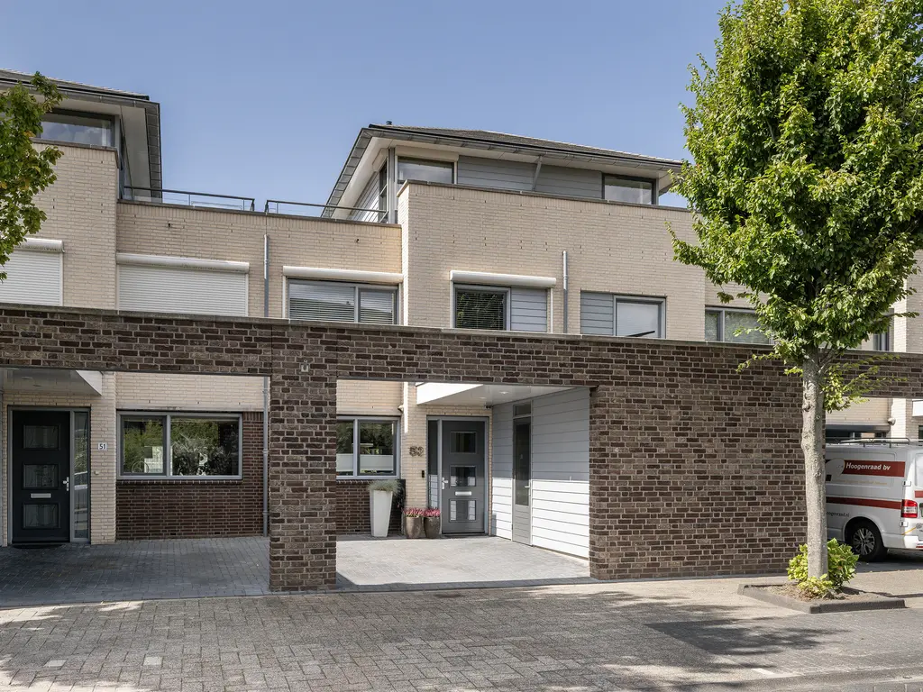 Golfslag 53, MONSTER