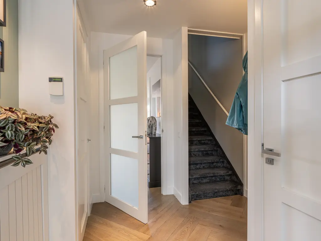 Golfslag 53, MONSTER