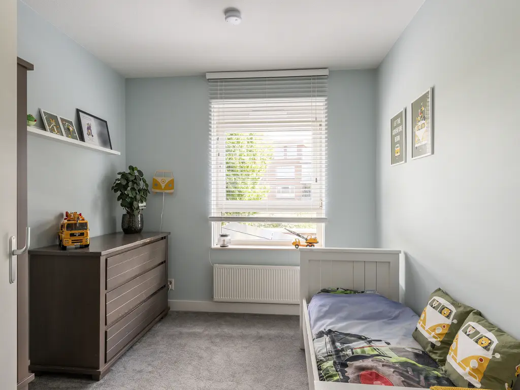 Golfslag 53, MONSTER