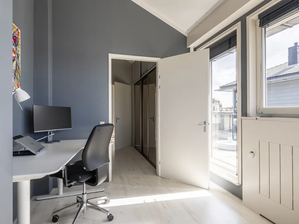 Golfslag 53, MONSTER