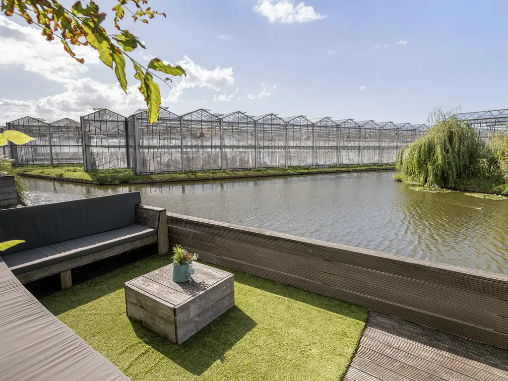 Golfslag 53, MONSTER