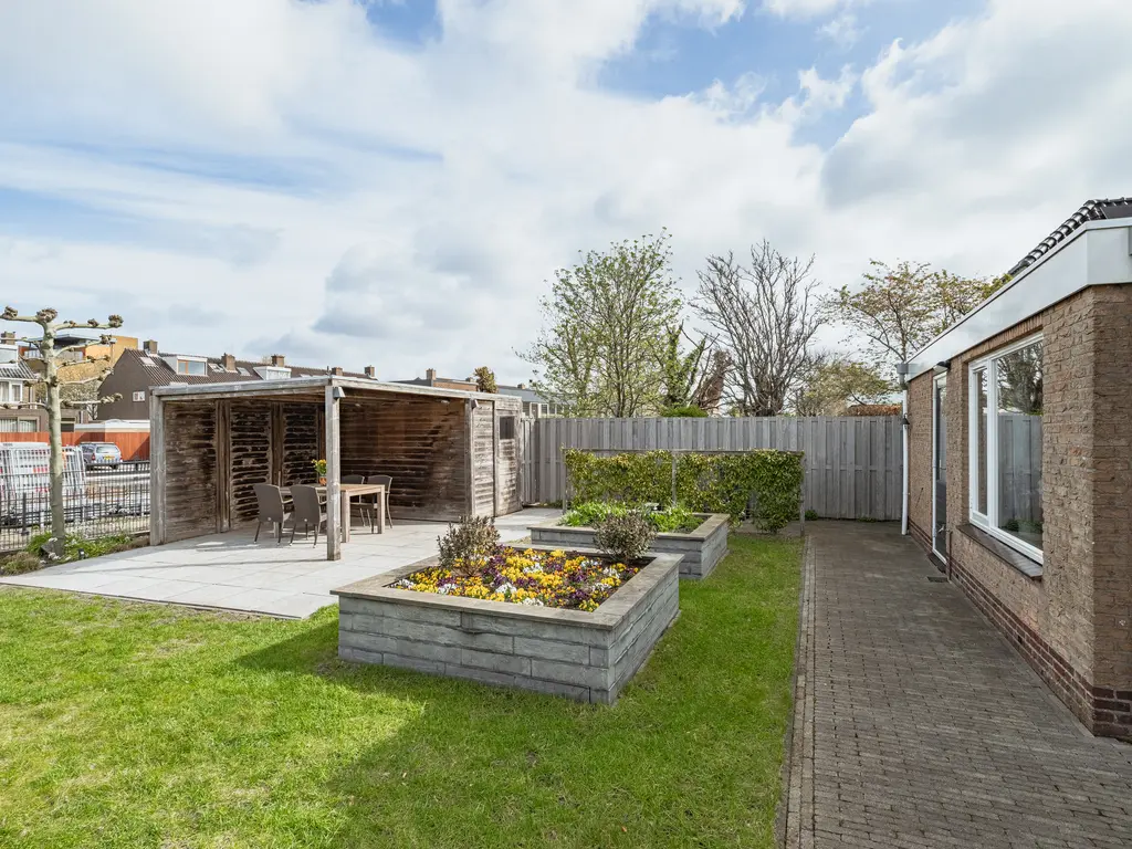 Schout 28, NAALDWIJK