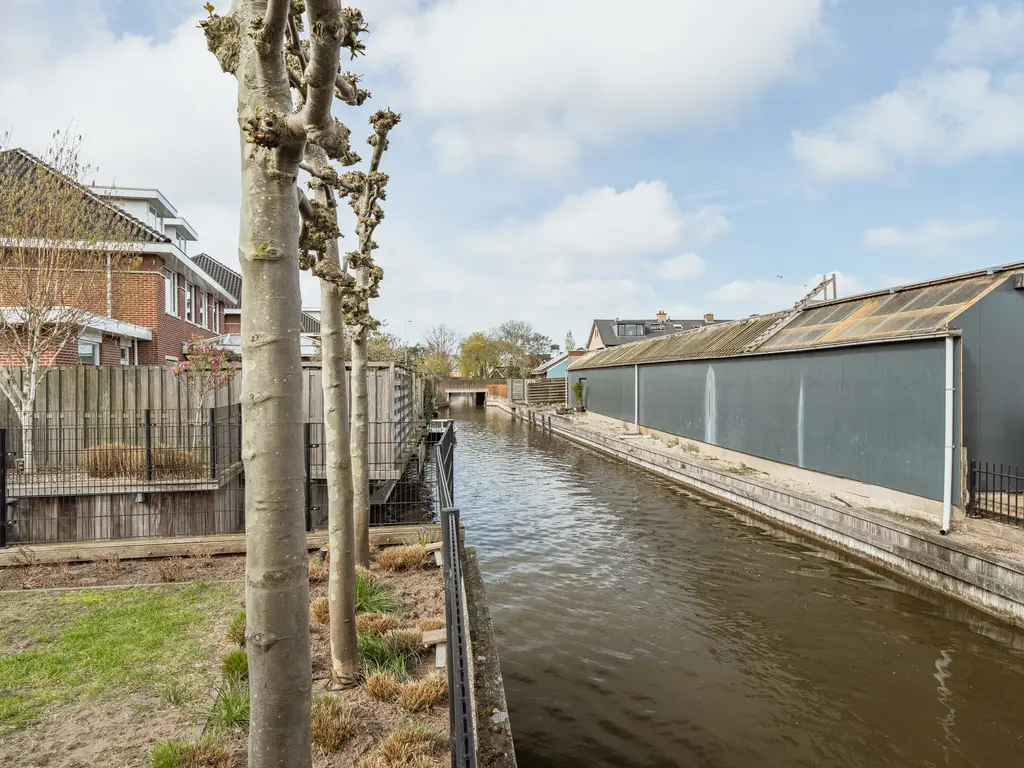 Schout 28, NAALDWIJK