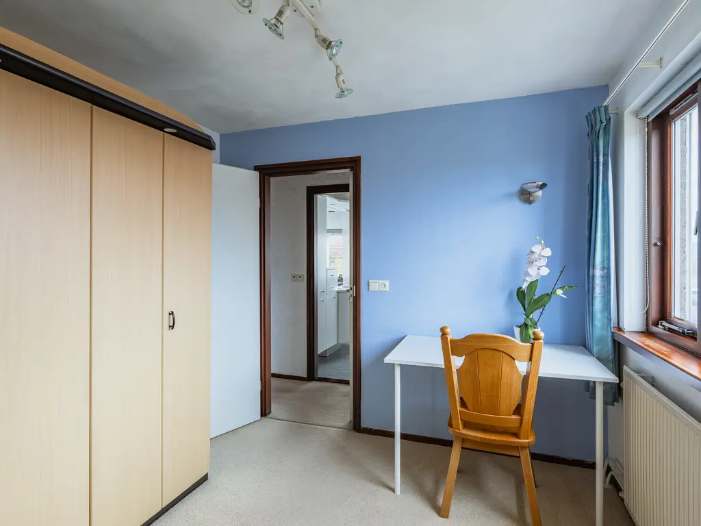 Schout 28, NAALDWIJK