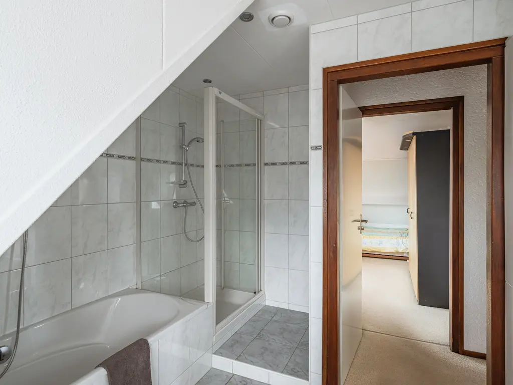 Schout 28, NAALDWIJK