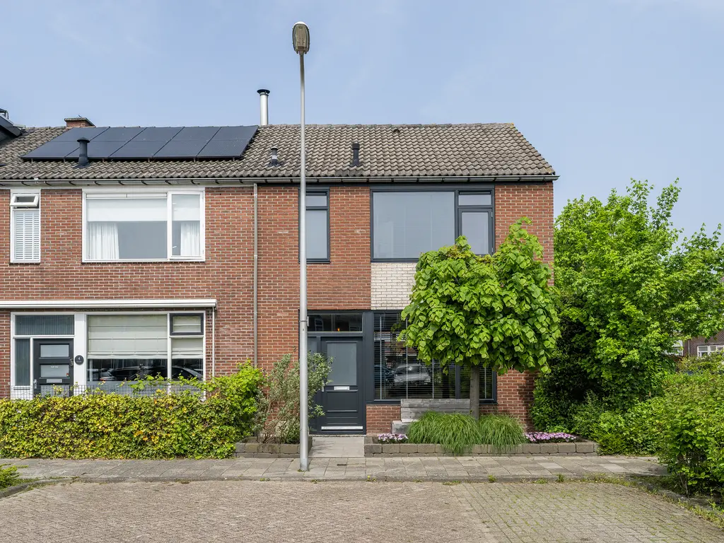 Hazelaarhof 2, 'S-GRAVENZANDE
