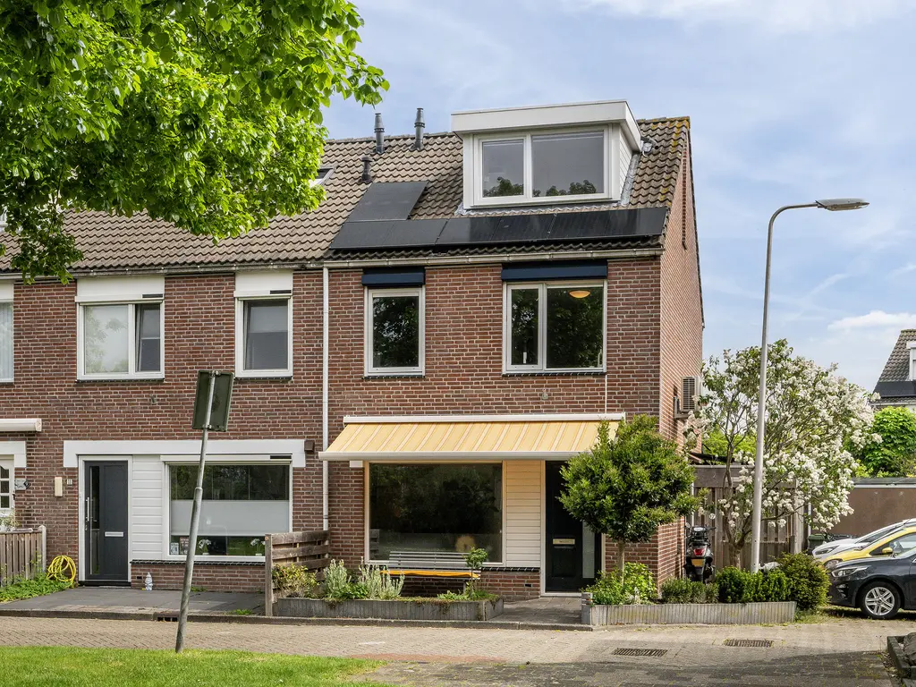 Korbeel 13, WATERINGEN
