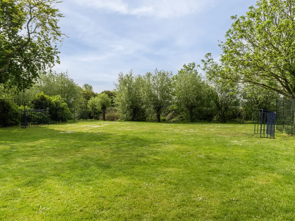 Korbeel 13, WATERINGEN
