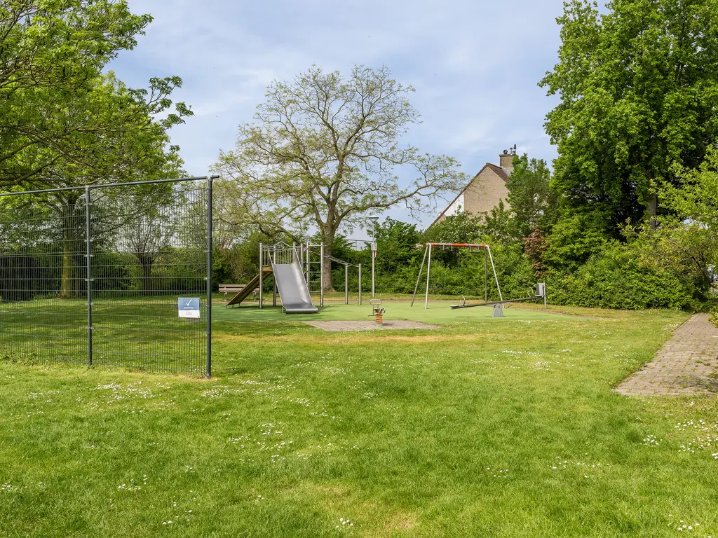 Korbeel 13, WATERINGEN
