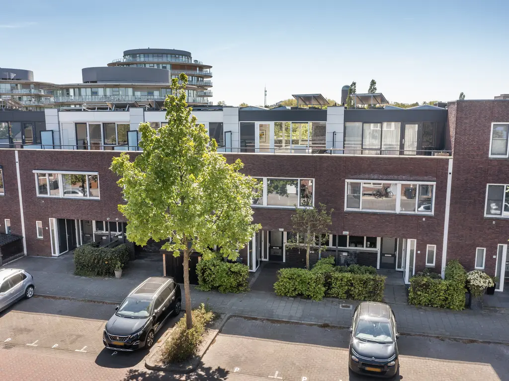 Atlantische Oceaan 20, NAALDWIJK