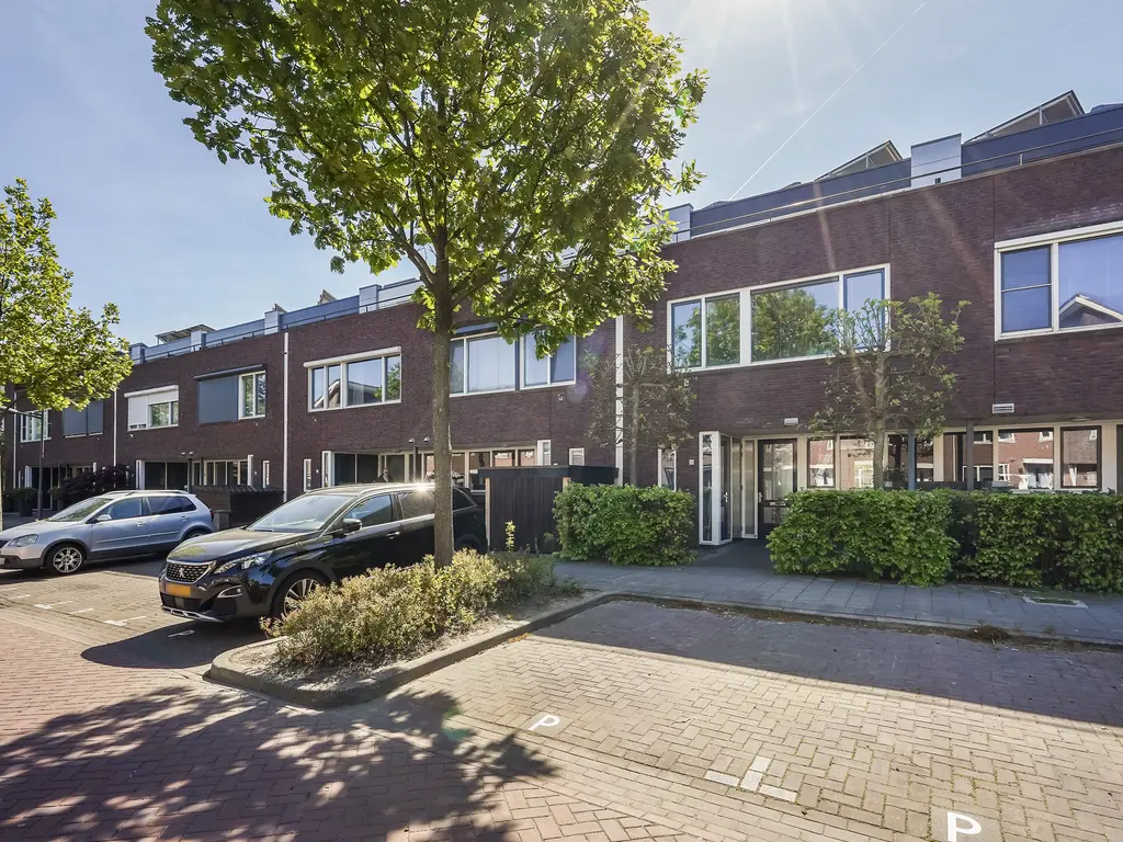 Atlantische Oceaan 20, NAALDWIJK