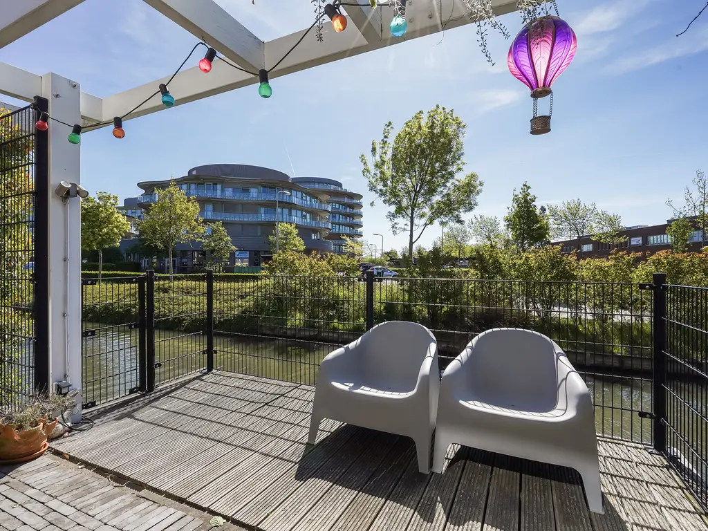 Atlantische Oceaan 20, NAALDWIJK