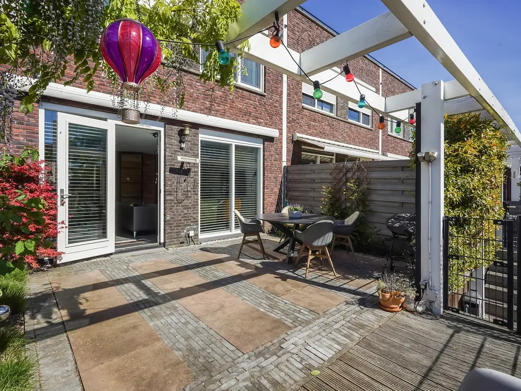 Atlantische Oceaan 20, NAALDWIJK