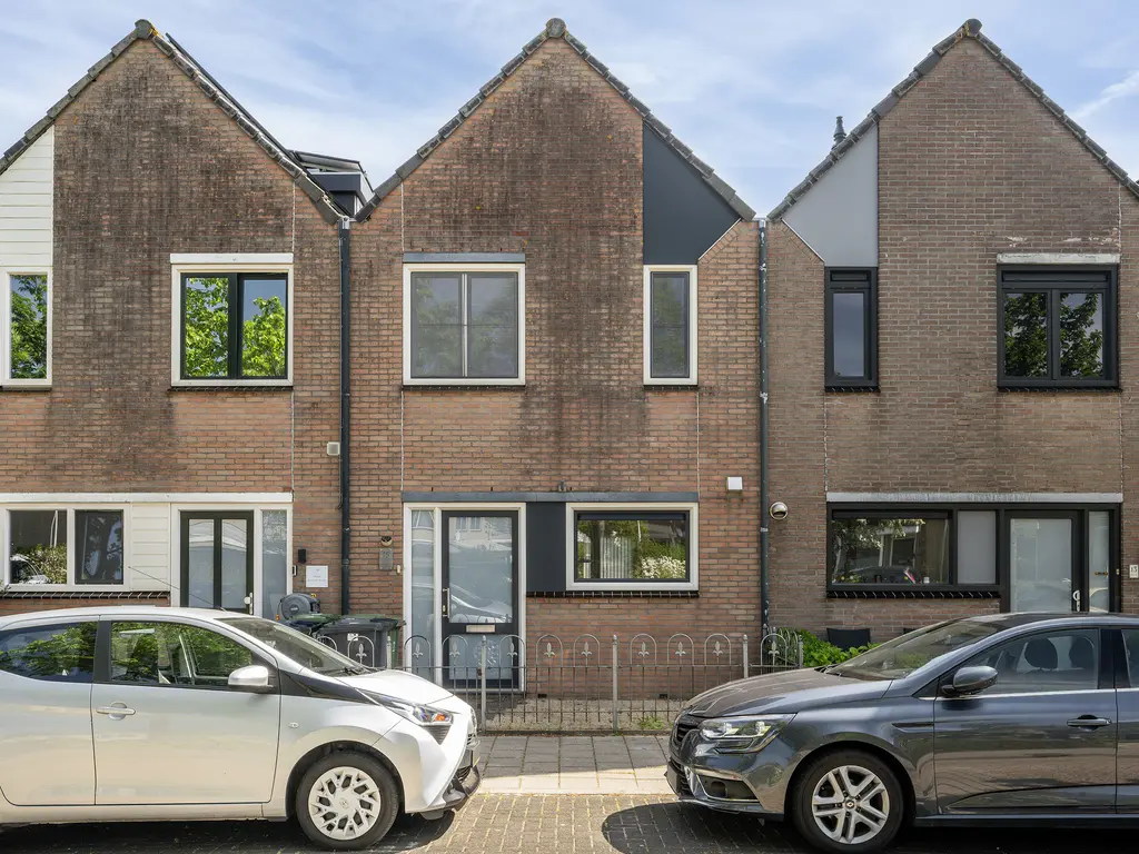 Sutoriusstraat 15, POELDIJK