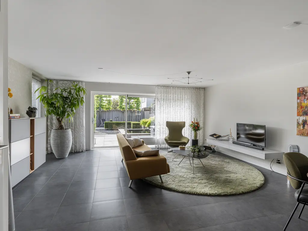 Valkenierstraat 22, 'S-GRAVENZANDE