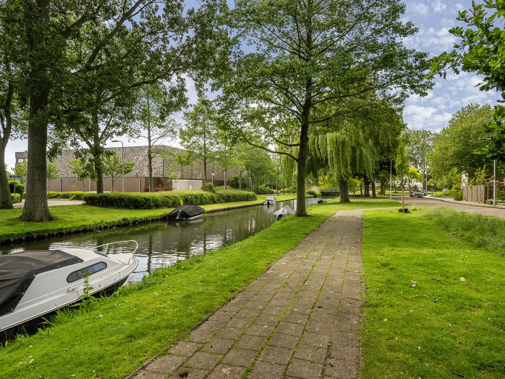 Vivaldi 13, NAALDWIJK