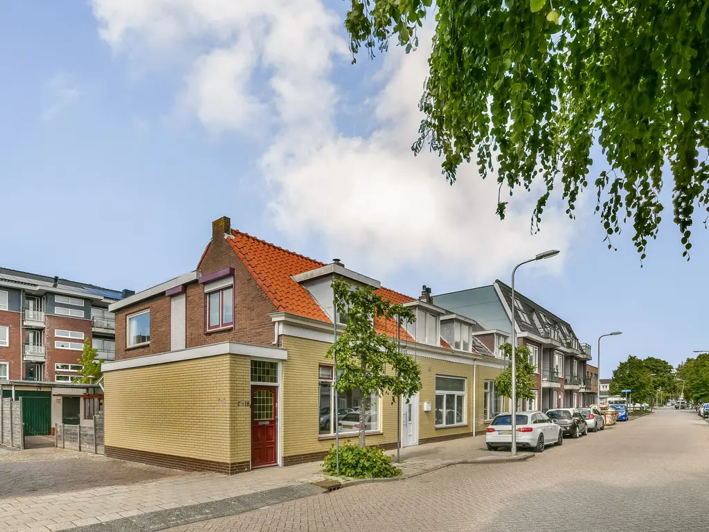 Hoflaan 18, 'S-GRAVENZANDE