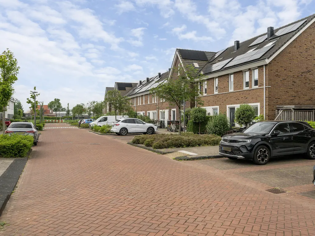 Corbulolaan 56, NAALDWIJK