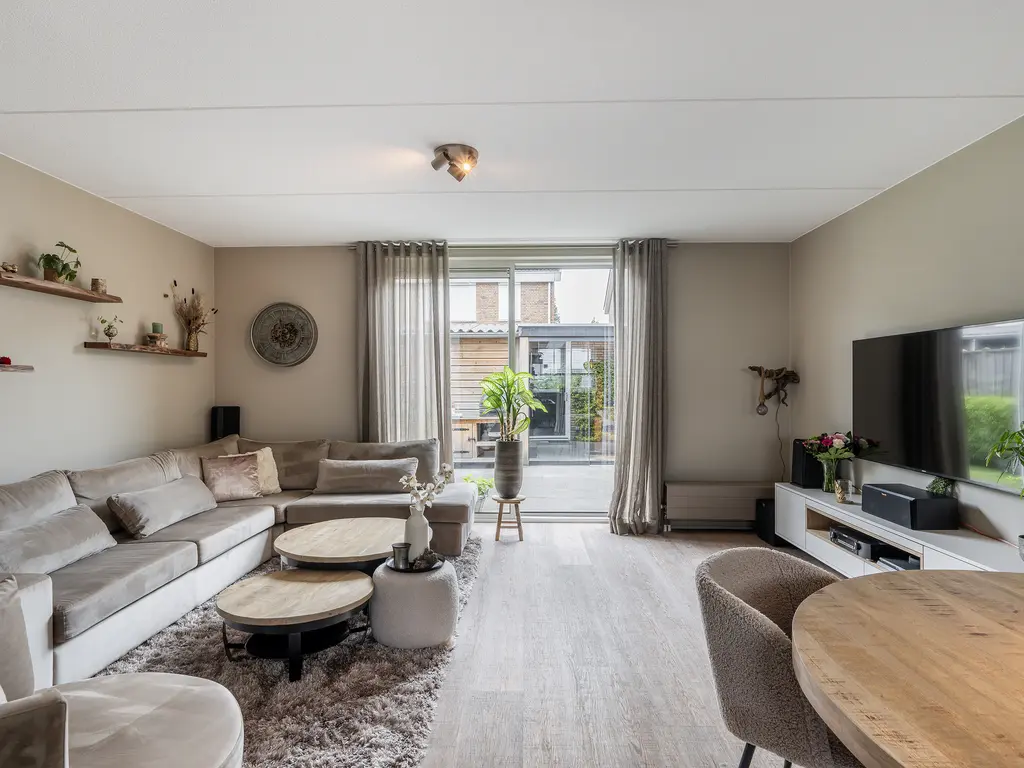 Corbulolaan 56, NAALDWIJK