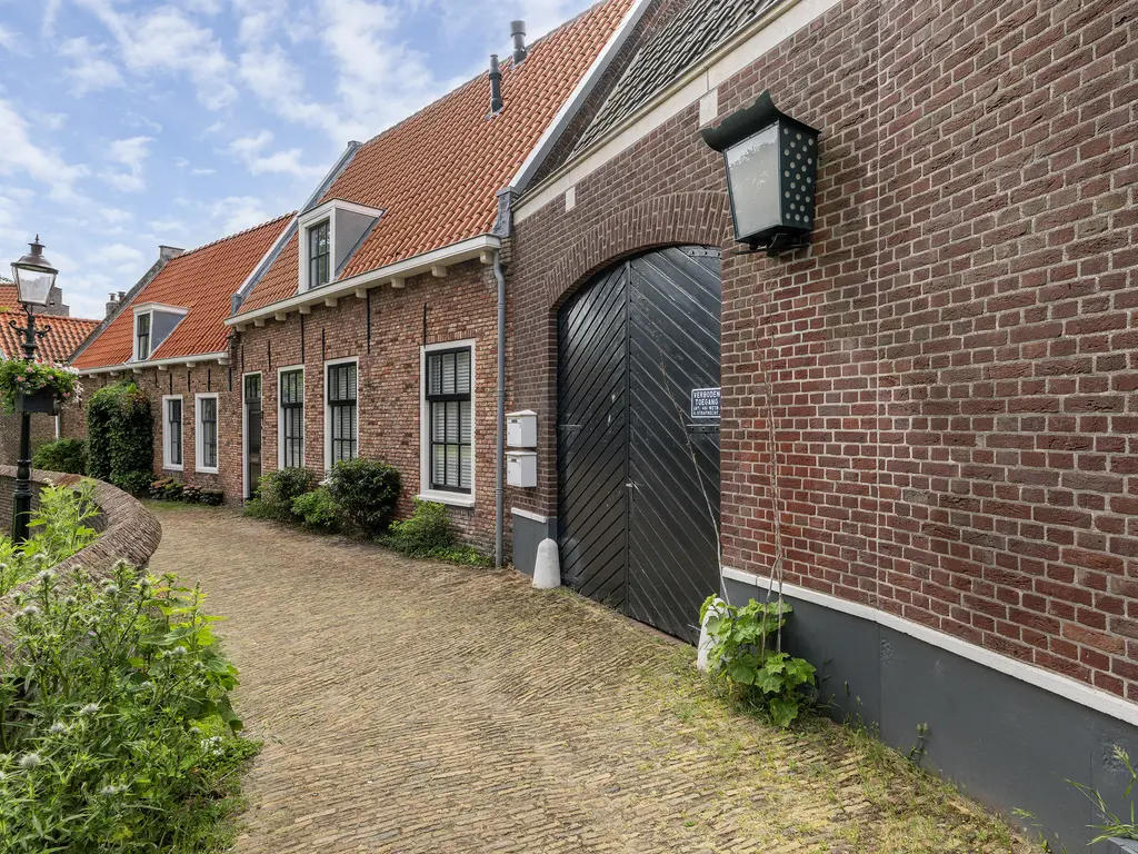 Kerkstraat 2, NAALDWIJK