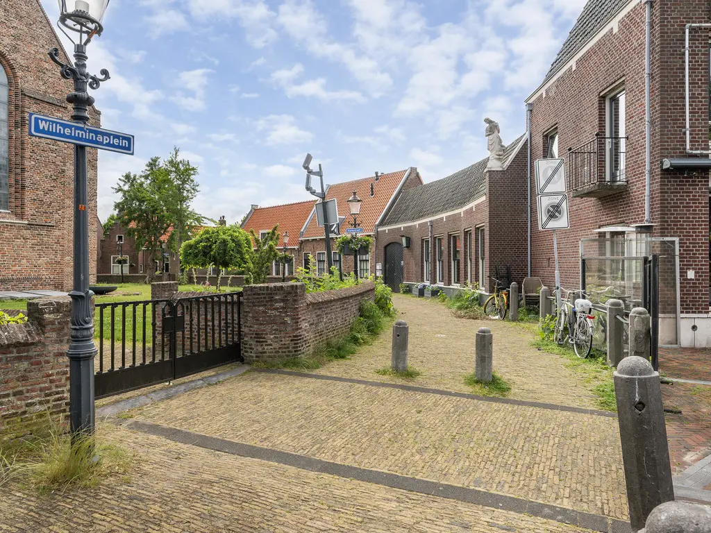 Kerkstraat 2, NAALDWIJK