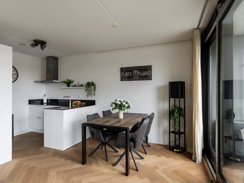 Dennenpad 38, 'S-GRAVENZANDE