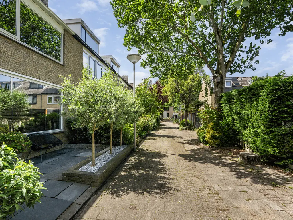 Wegedoornpad 13, 'S-GRAVENZANDE