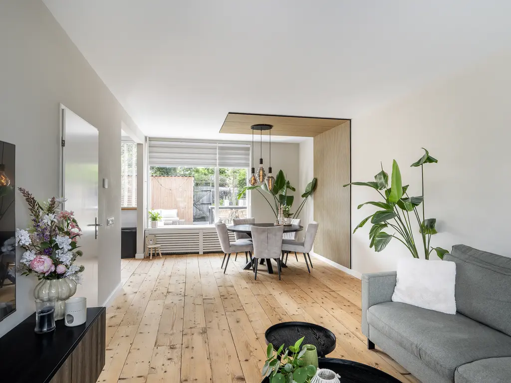 Abeelstraat 32, 'S-GRAVENZANDE