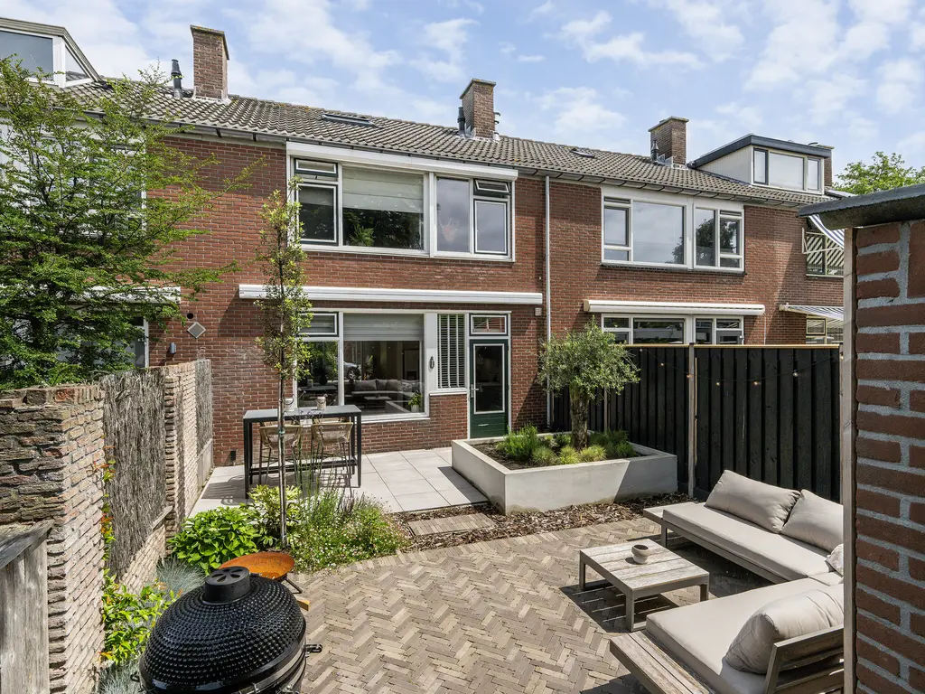 Abeelstraat 32, 'S-GRAVENZANDE