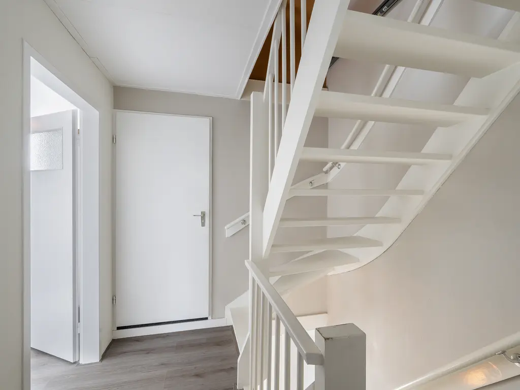 Abeelstraat 32, 'S-GRAVENZANDE
