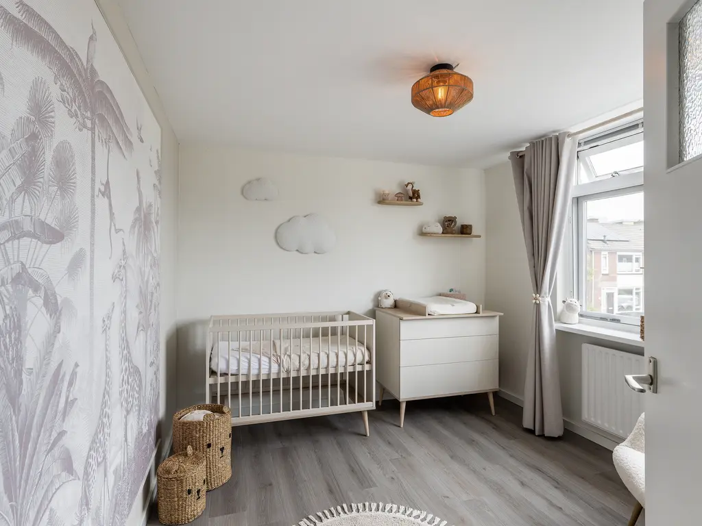 Abeelstraat 32, 'S-GRAVENZANDE
