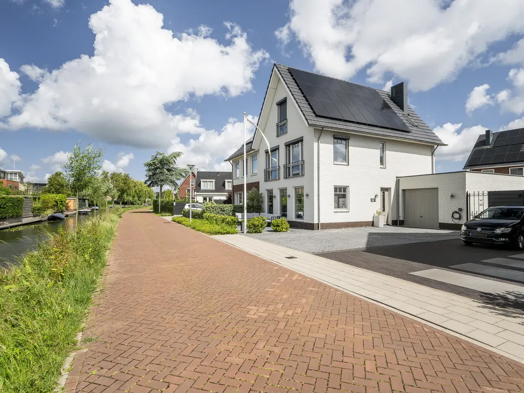 Nieuwe Vaart 7B, 'S-GRAVENZANDE