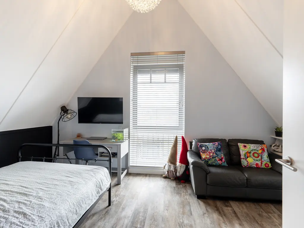 Nieuwe Vaart 7B, 'S-GRAVENZANDE