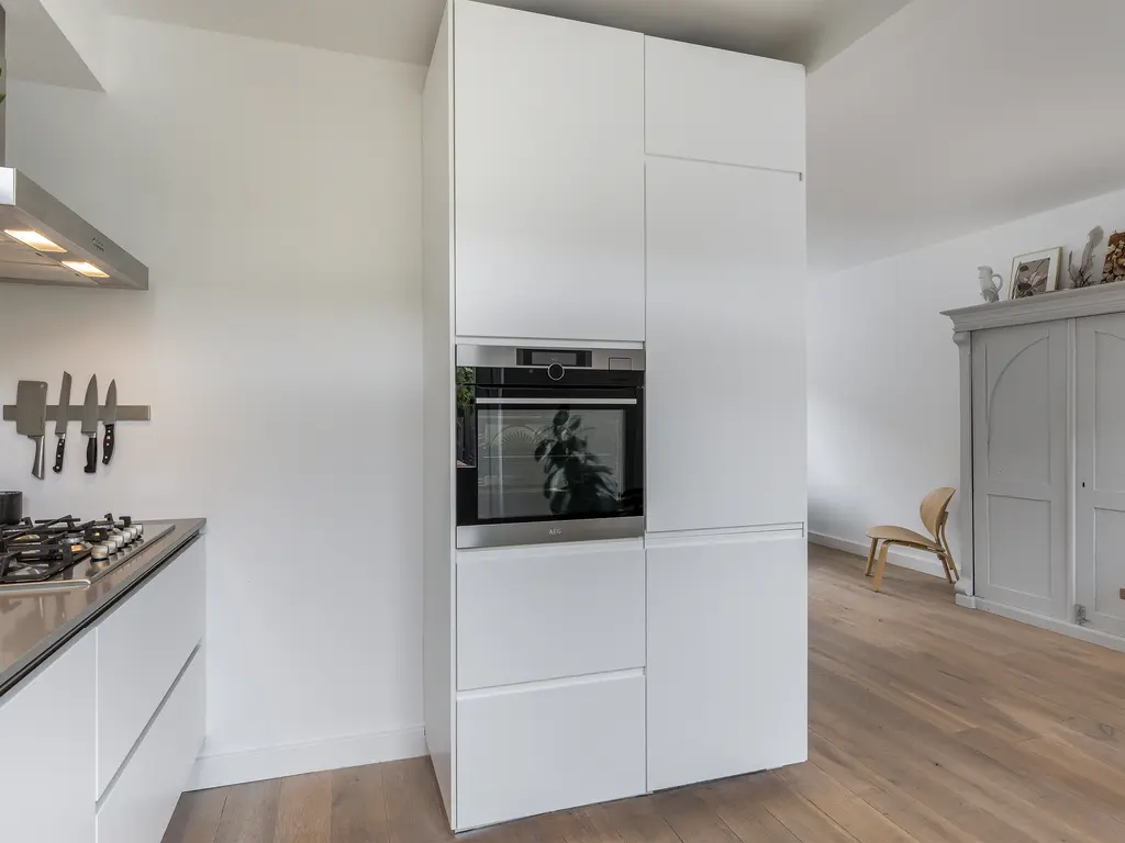 Hazelaarstraat 9, MONSTER